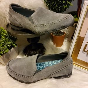 Skecher's Suede Loafers